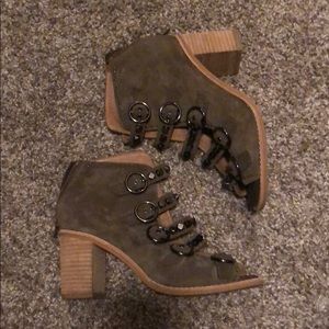 Jeffery Campbell heels